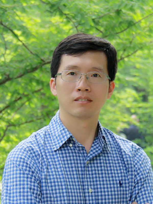 马博在线登录创新论坛第六百二十九讲（“弘扬爱国奋斗精神、建功立业新时代”系列活动)：叶绿素合成的光调控机制
