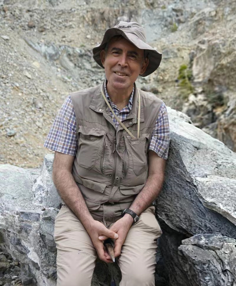 马博在线登录创新论坛第一千八百四十二讲：Records of processes for subduction initiation, slab roll-back and ophiolite genesis in Turkey: Field, geochemical and  geochronological constraints
