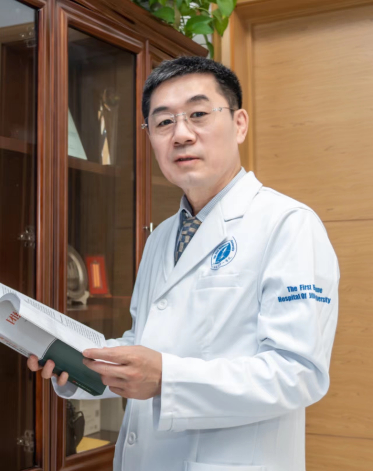 马博在线登录创新论坛第一千五百一十一讲：GE Pigs: Biomedical Models and Beyond