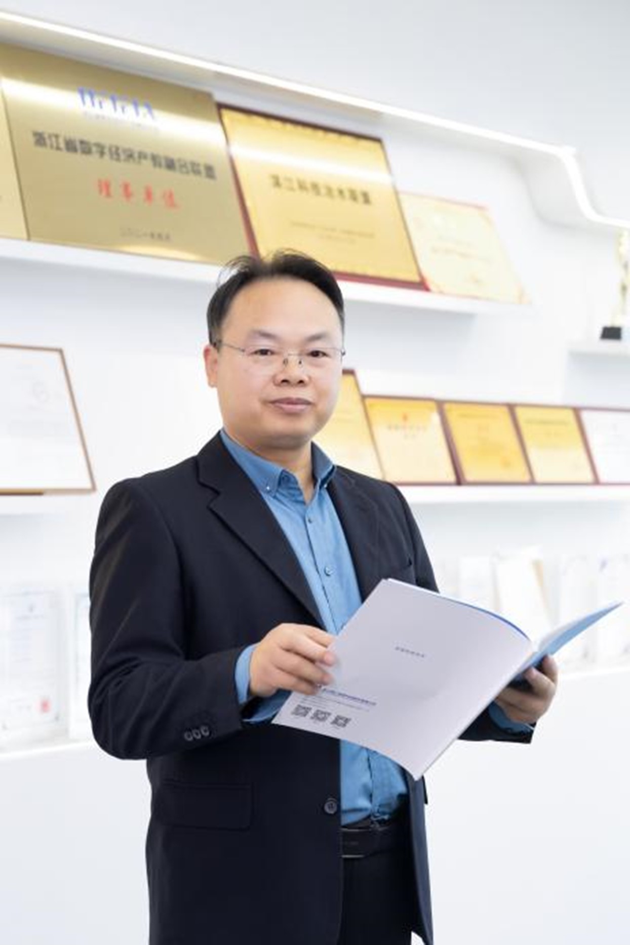 马博在线登录创新论坛第一千七百四十六讲：基于国产大模型的科技治水实践